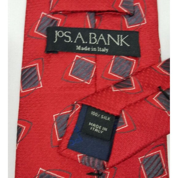Jos. A. Bank Mens Necktie Red Geometric Squares Silk Tie Made In Italy - Picture 4 of 6